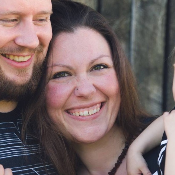 Meet your Posher, Elizabeth - Picture 1 of 1